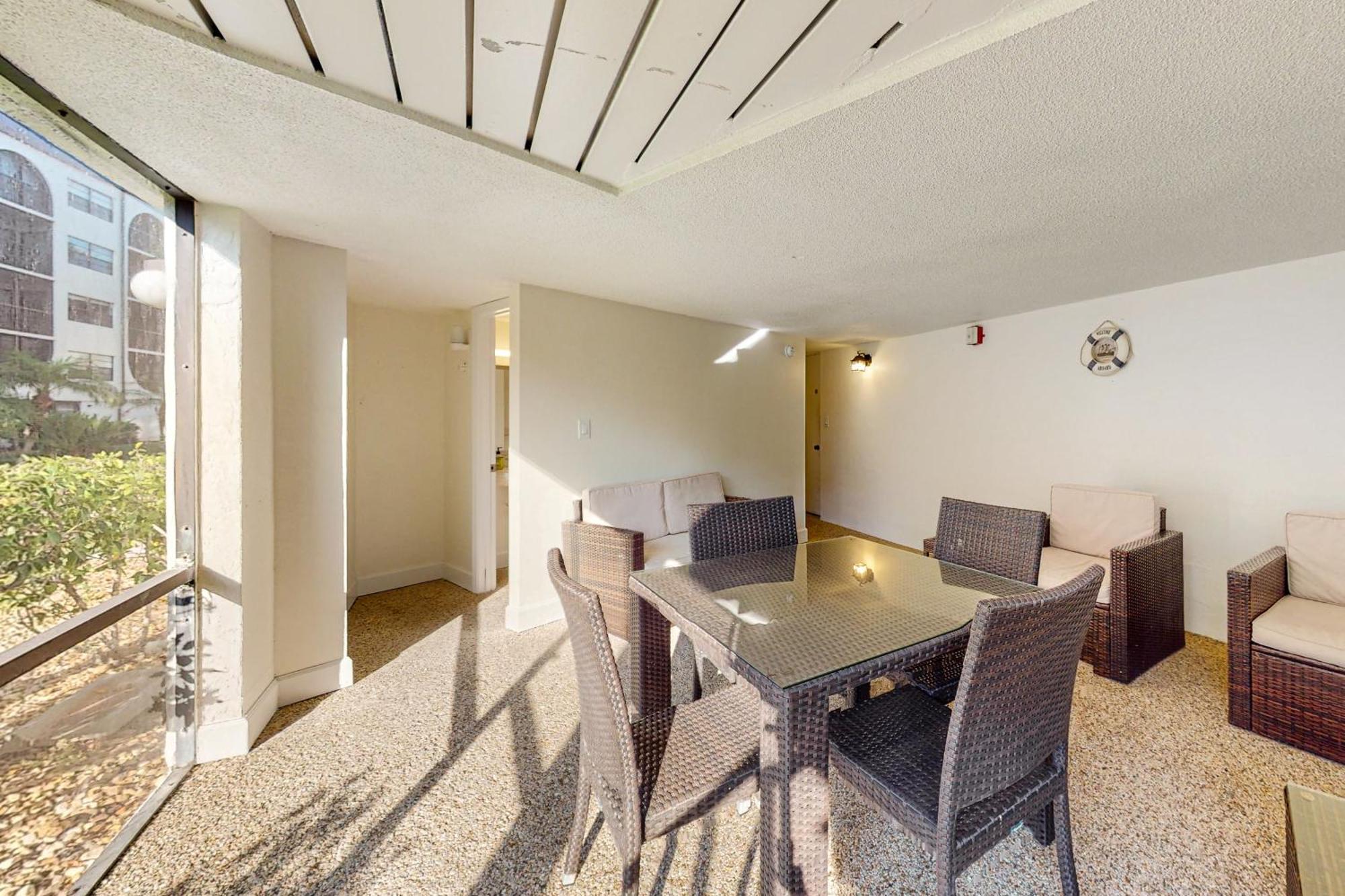 Anglers Cove Apartment *