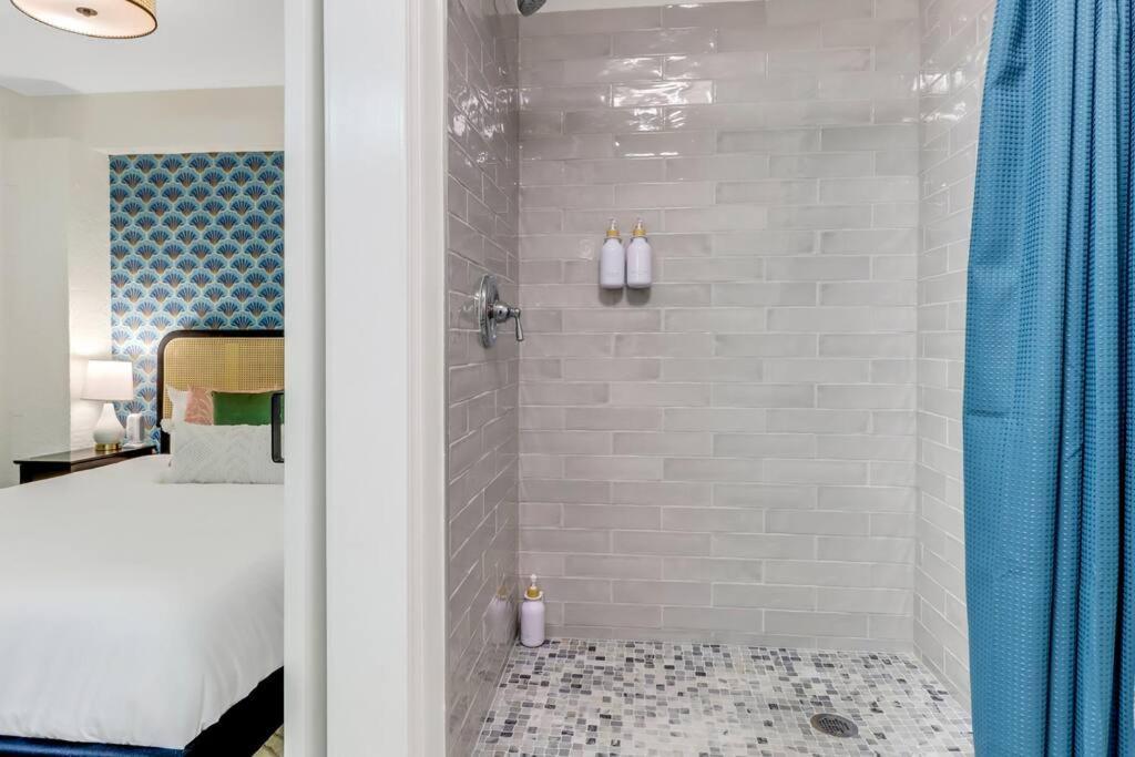 Casa Marco - Heated Pool, Game Room, Mini Golf * Marco Island