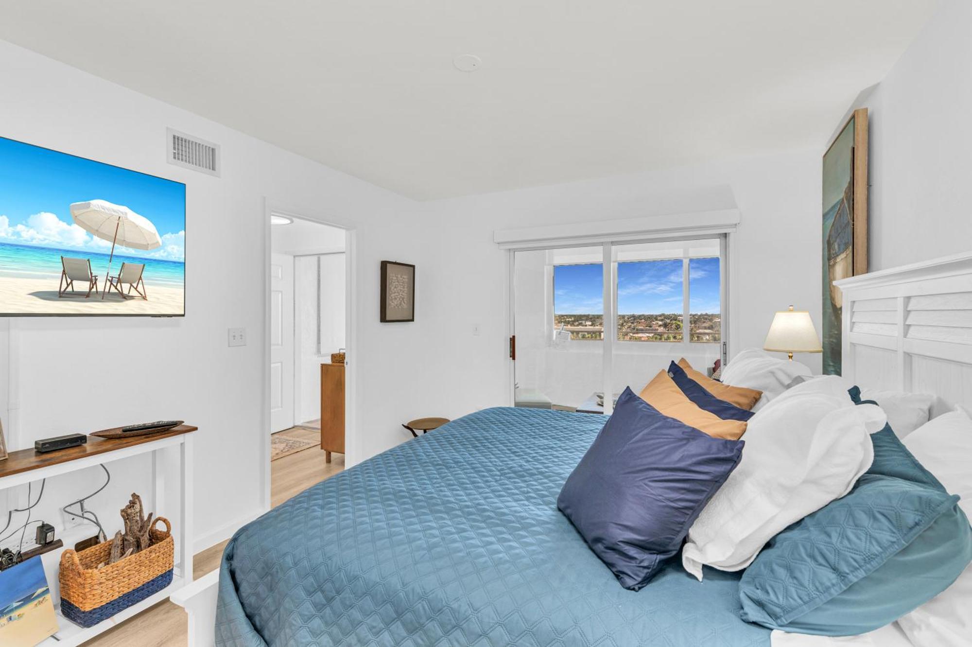 Holiday home Charming 2 Bed South End Beachfront At Popular Somerset