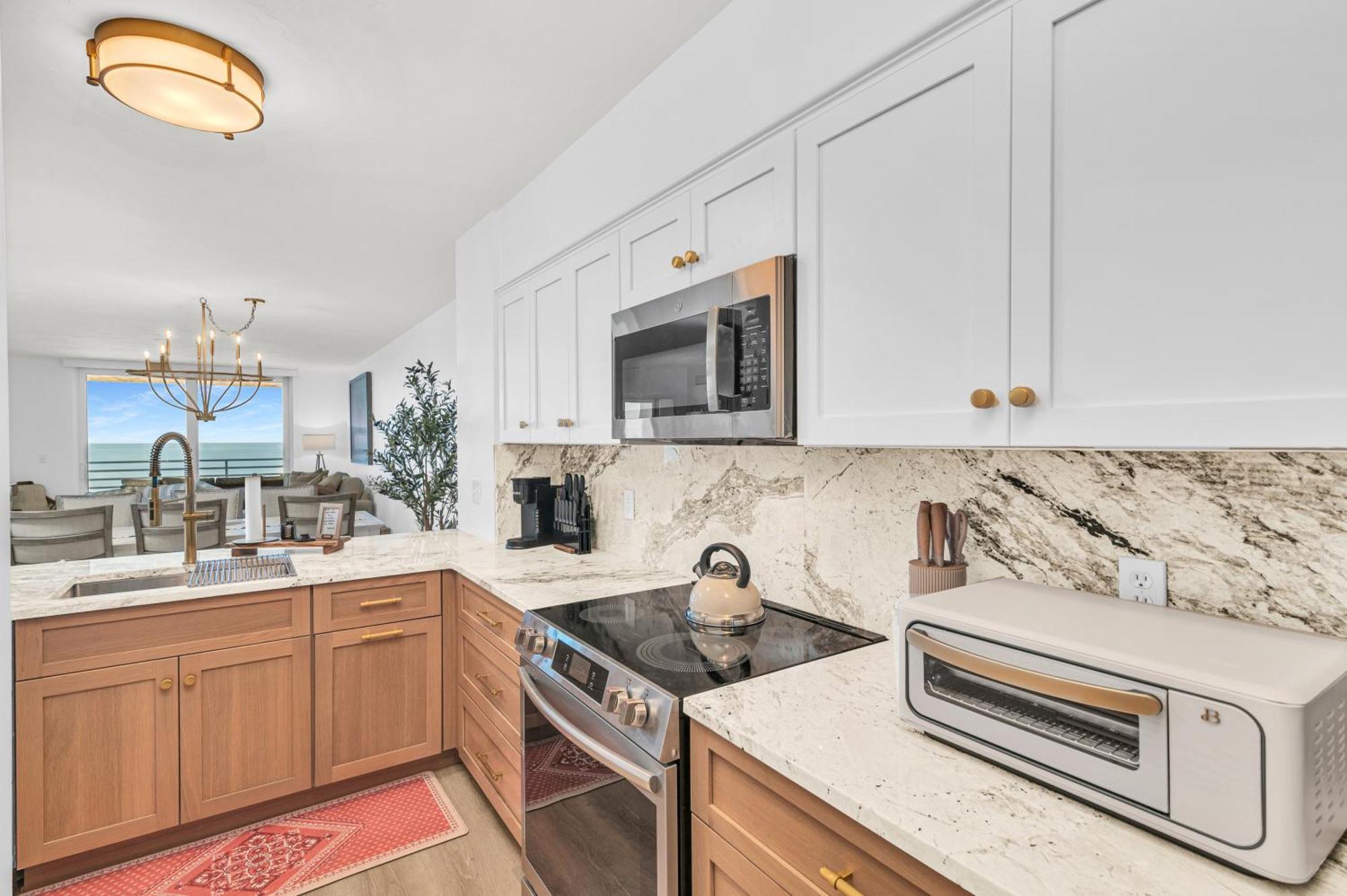 Charming 2 Bed South End Beachfront At Popular Somerset * Marco Island