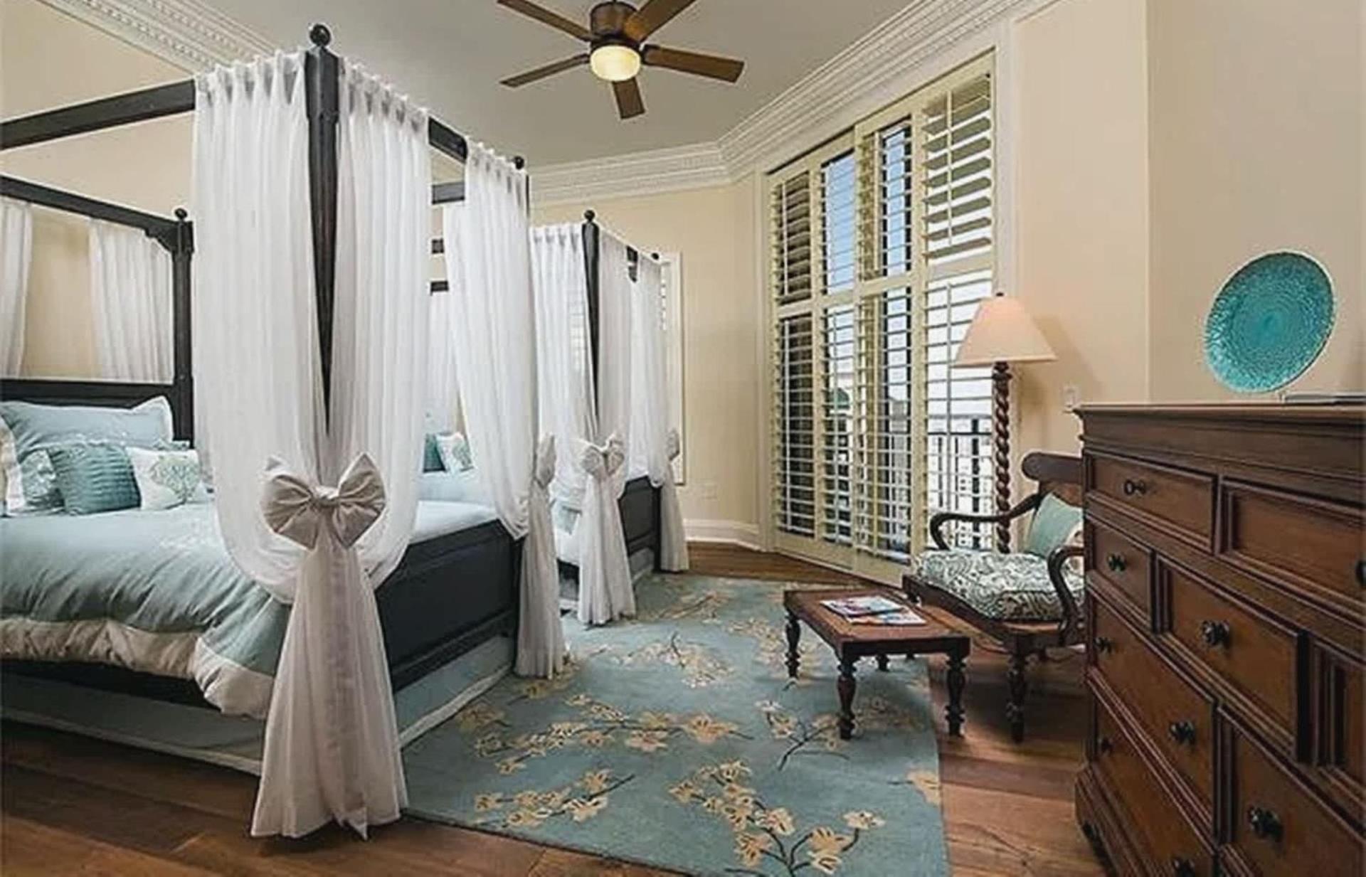 Apartment Five Bedroom Penthouse On *