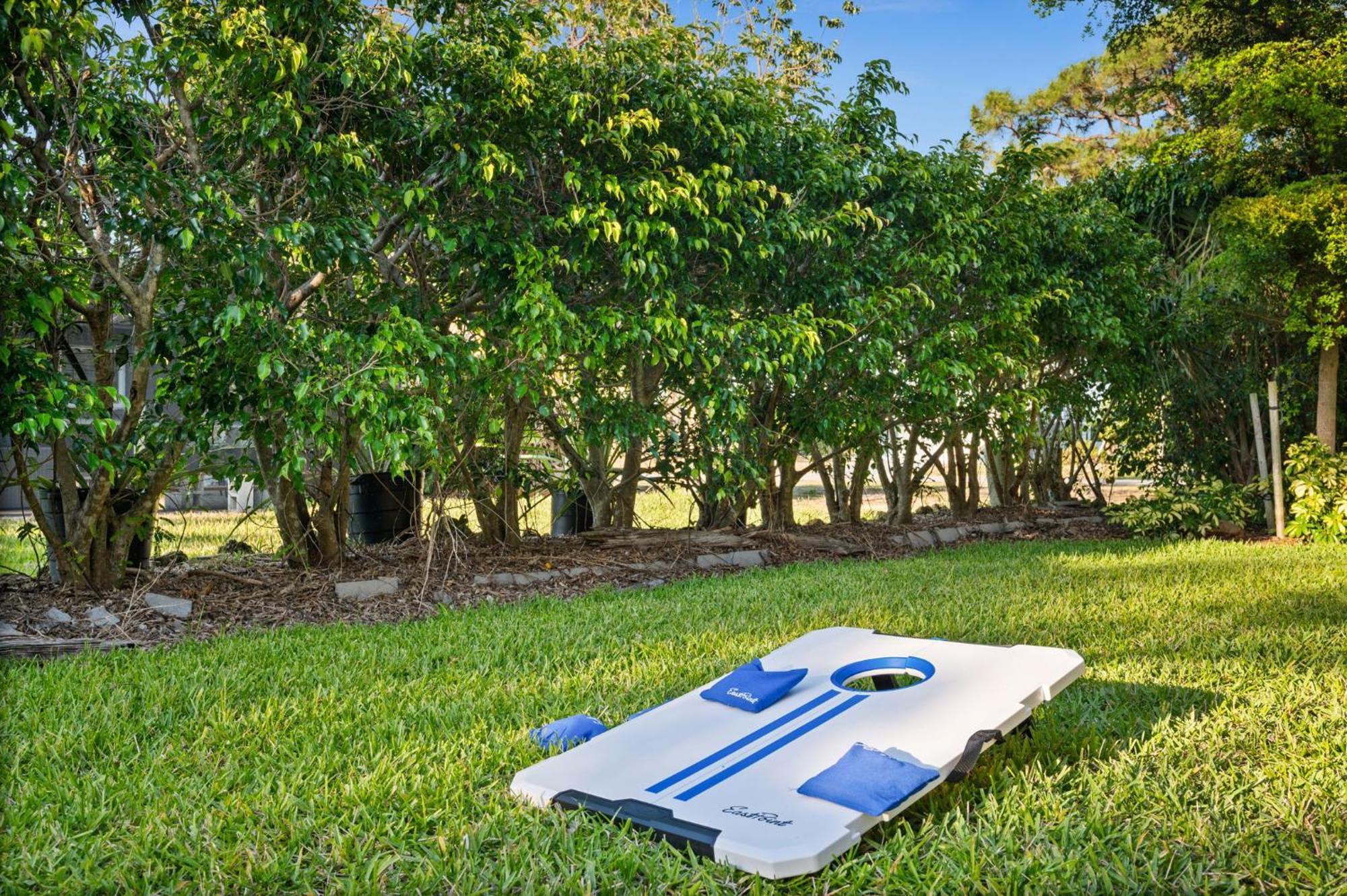 Casa Palma - 5 Min To Beach, Heated Pool, Hot Tub, New Build Villa Marco Island