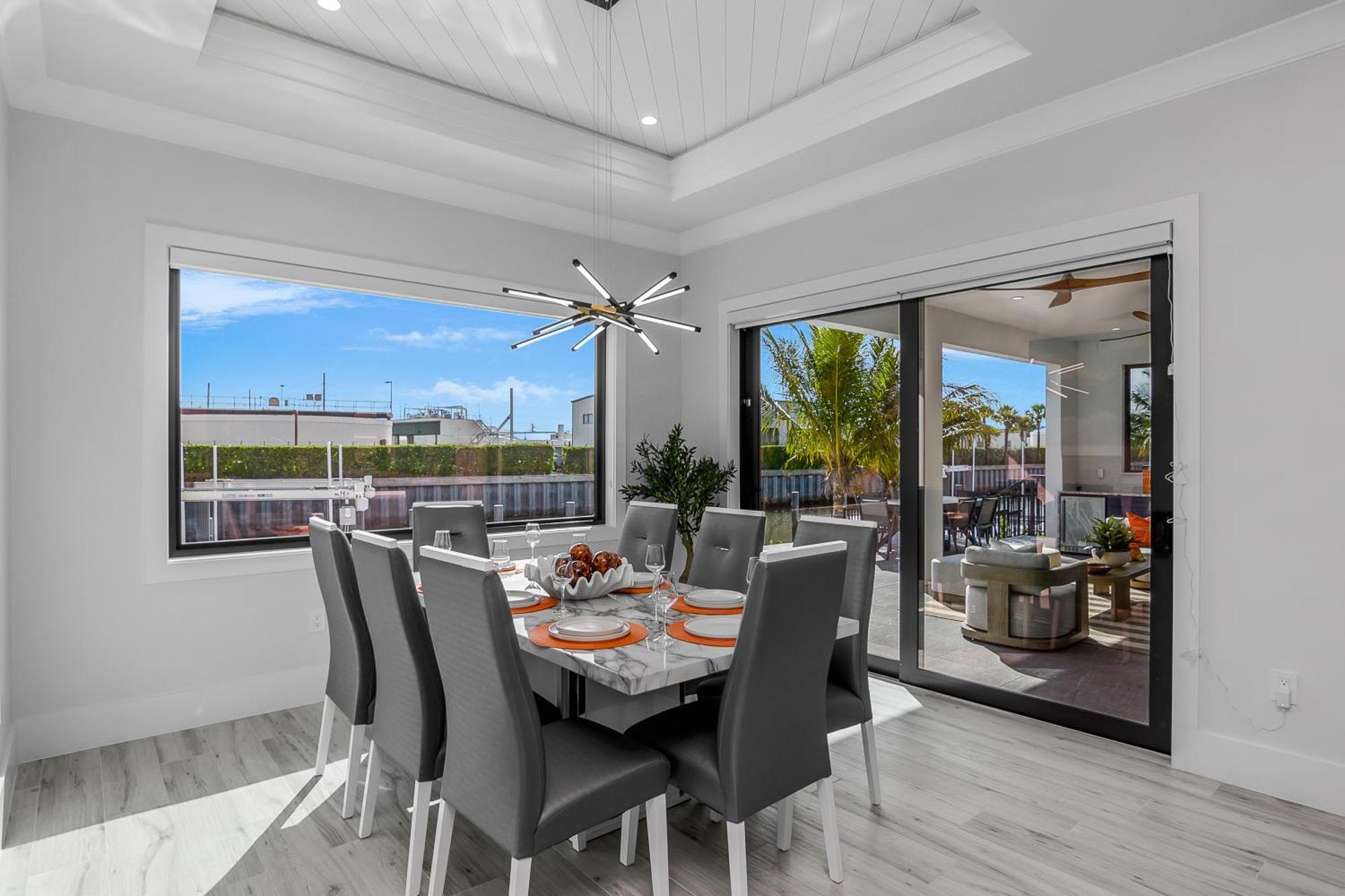 Villa Marco Luxe Retreat Waterfront *