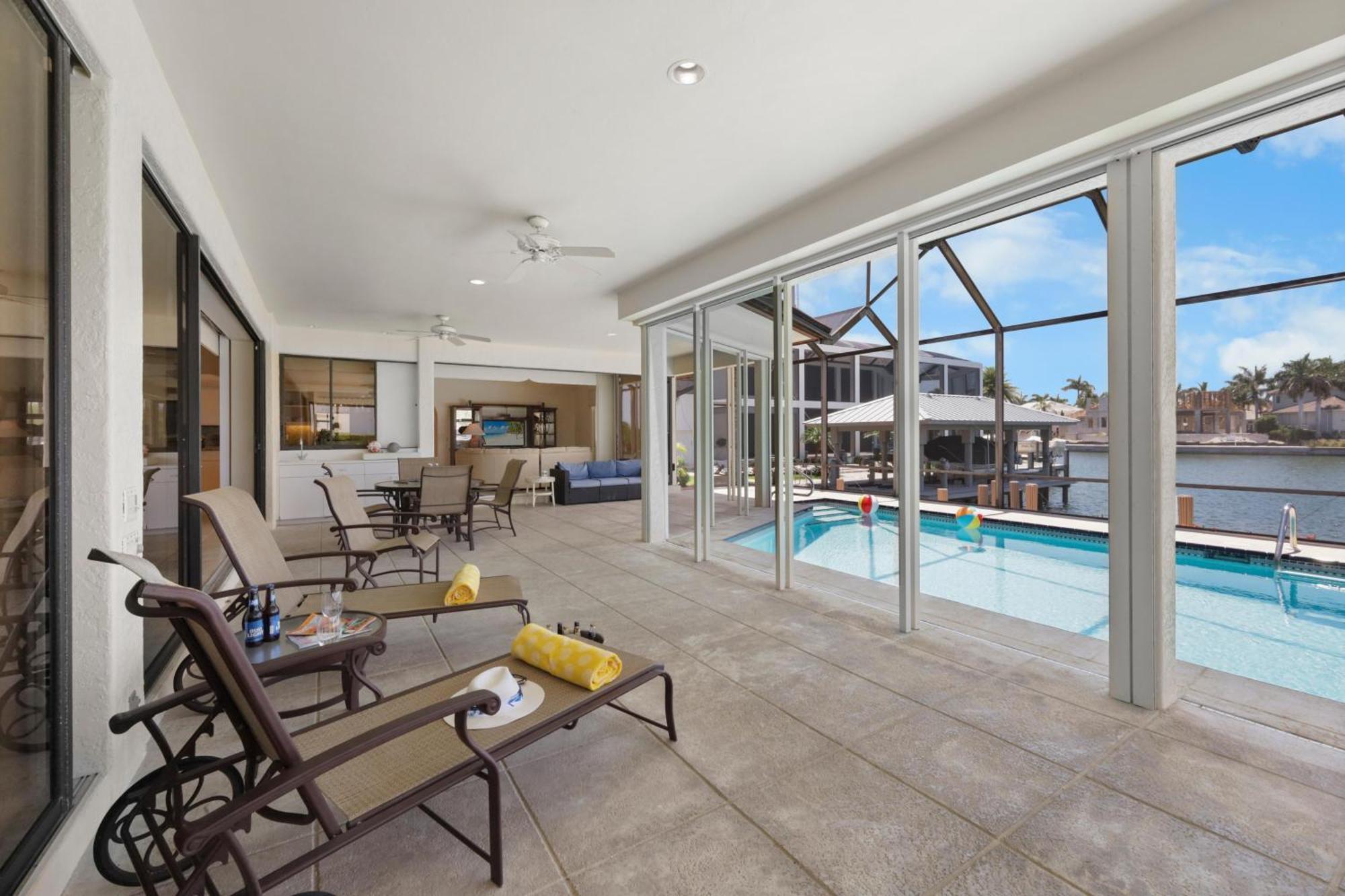 695 Embassy Court Holiday home