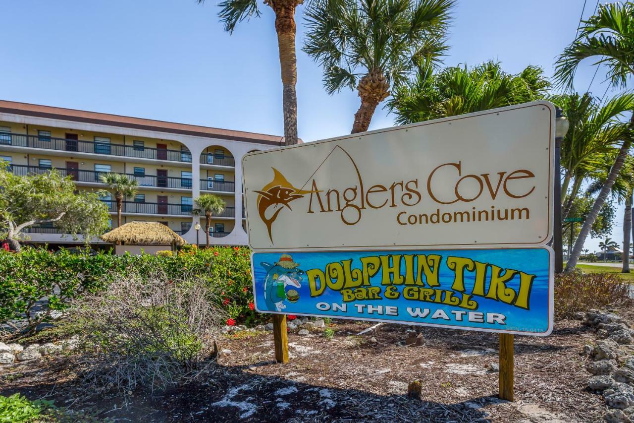 Anglers Cove * Marco Island