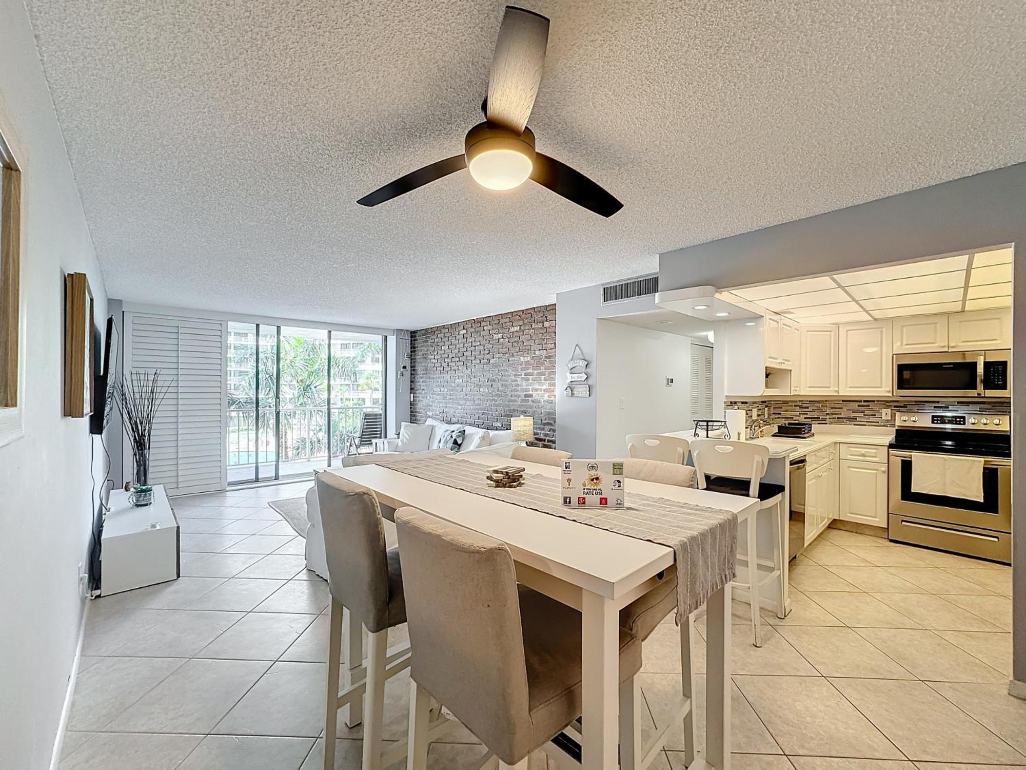 Apartment Front In Paradise Marco Island