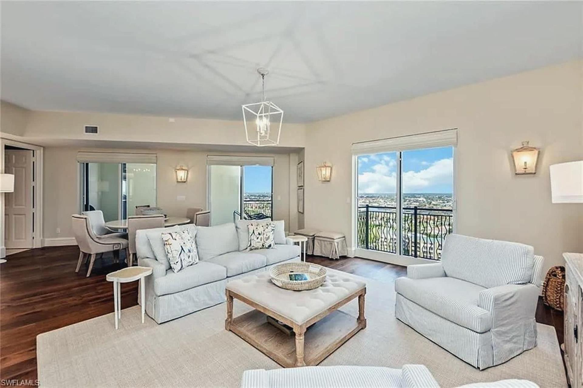 Madeira Luxury Beachfront Apartment Marco Island
